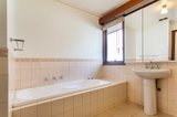 https://images.listonce.com.au/custom/160x/listings/4-streeton-lane-doncaster-east-vic-3109/648/01740648_img_07.jpg?MOOWSlC2jFU