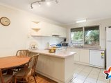 https://images.listonce.com.au/custom/160x/listings/4-sunnyridge-court-chirnside-park-vic-3116/500/01529500_img_04.jpg?K_YKEnIp34o