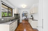 https://images.listonce.com.au/custom/160x/listings/4-terrung-court-croydon-north-vic-3136/309/01591309_img_04.jpg?1gmqmvLTwAA