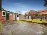 https://images.listonce.com.au/custom/160x/listings/4-the-bend-port-melbourne-vic-3207/802/01087802_img_02.jpg?QZ-TrjH-ZJw