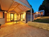 https://images.listonce.com.au/custom/160x/listings/4-the-parkway-chirnside-park-vic-3116/189/01524189_img_13.jpg?nvXFpMxmHN8