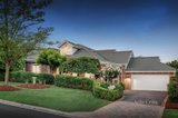 https://images.listonce.com.au/custom/160x/listings/4-the-vines-chirnside-park-vic-3116/058/01307058_img_01.jpg?XMTlBr6YwUE