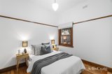 https://images.listonce.com.au/custom/160x/listings/4-thistle-street-surrey-hills-vic-3127/957/01741957_img_13.jpg?47tyI6fvDjQ