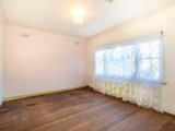 https://images.listonce.com.au/custom/160x/listings/4-thor-street-strathmore-vic-3041/381/00847381_img_04.jpg?lLeYvkngQko