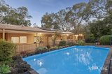 https://images.listonce.com.au/custom/160x/listings/4-timberview-terrace-croydon-hills-vic-3136/639/01838639_img_05.jpg?FP5lpt4Ob7s