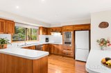 https://images.listonce.com.au/custom/160x/listings/4-timberview-terrace-croydon-hills-vic-3136/639/01838639_img_08.jpg?AKfhSJ_zdDY
