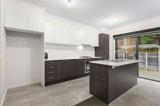 https://images.listonce.com.au/custom/160x/listings/4-toby-place-mooroolbark-vic-3138/934/01908934_img_01.jpg?lLERjCjHIJ8