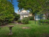 https://images.listonce.com.au/custom/160x/listings/4-tollington-avenue-malvern-east-vic-3145/864/00980864_img_03.jpg?0Yo0MShfqrk