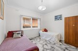 https://images.listonce.com.au/custom/160x/listings/4-twyford-street-box-hill-north-vic-3129/717/01822717_img_02.jpg?Xf38X-FVCYA