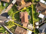 https://images.listonce.com.au/custom/160x/listings/4-tyrrell-close-corio-vic-3214/721/01698721_img_12.jpg?5Rm4aFYefCE