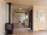 https://images.listonce.com.au/custom/160x/listings/4-vance-street-lilydale-vic-3140/469/01525469_img_05.jpg?dUqHsdFcTZo