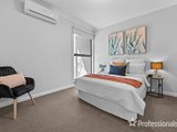 https://images.listonce.com.au/custom/160x/listings/4-vantage-close-ringwood-vic-3134/026/01526026_img_09.jpg?Mud_LyZ-eTs
