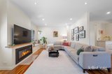 https://images.listonce.com.au/custom/160x/listings/4-ventura-street-blackburn-north-vic-3130/382/01984382_img_03.jpg?Wndr-EyM42Y
