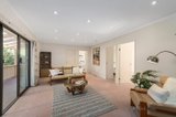 https://images.listonce.com.au/custom/160x/listings/4-vincent-road-park-orchards-vic-3114/563/00792563_img_05.jpg?8c8O1Ybhl4U