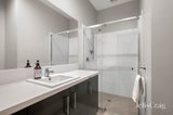 https://images.listonce.com.au/custom/160x/listings/4-vine-close-healesville-vic-3777/085/01937085_img_09.jpg?bfXNZlY6NIo
