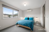 https://images.listonce.com.au/custom/160x/listings/4-vine-close-healesville-vic-3777/085/01937085_img_10.jpg?FmOoRWEJTM8