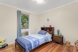 https://images.listonce.com.au/custom/160x/listings/4-warranwood-road-warranwood-vic-3134/338/00357338_img_06.jpg?cWA-gs1S700