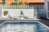https://images.listonce.com.au/custom/160x/listings/4-warrigal-road-parkdale-vic-3195/917/01899917_img_18.jpg?XVnE7kA62cQ