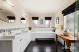 https://images.listonce.com.au/custom/160x/listings/4-wedgewood-court-yarra-glen-vic-3775/850/01773850_img_07.jpg?GB5doArTCBQ