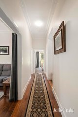 https://images.listonce.com.au/custom/160x/listings/4-wellington-road-warburton-vic-3799/308/01828308_img_02.jpg?fXXZNBH_Vss
