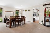 https://images.listonce.com.au/custom/160x/listings/4-wentworth-court-mooroolbark-vic-3138/919/01528919_img_03.jpg?NxMOwU51LkA