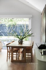 https://images.listonce.com.au/custom/160x/listings/4-westbourne-street-prahran-vic-3181/336/01580336_img_12.jpg?4d7Ymp0c4-g