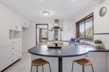 https://images.listonce.com.au/custom/160x/listings/4-whistlewood-close-doncaster-east-vic-3109/426/01329426_img_04.jpg?AzFntb0p4-s