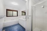 https://images.listonce.com.au/custom/160x/listings/4-whistlewood-close-doncaster-east-vic-3109/426/01329426_img_08.jpg?tTBN3ziuFCs