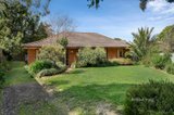 https://images.listonce.com.au/custom/160x/listings/4-wiluna-court-scoresby-vic-3179/656/01563656_img_01.jpg?WlajsokQu8A