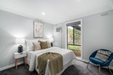 https://images.listonce.com.au/custom/160x/listings/4-windermere-crescent-mulgrave-vic-3170/111/01702111_img_09.jpg?93aT2cUIUJQ
