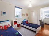 https://images.listonce.com.au/custom/160x/listings/4-wolseley-crescent-blackburn-vic-3130/472/00958472_img_07.jpg?iiIOEbib7tM