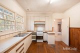 https://images.listonce.com.au/custom/160x/listings/4-woodland-avenue-croydon-vic-3136/019/01819019_img_05.jpg?2SeJYHQmM7g