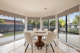 https://images.listonce.com.au/custom/160x/listings/4-woodlands-edge-templestowe-vic-3106/734/01987734_img_07.jpg?tCiZ8A9MUa0