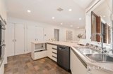 https://images.listonce.com.au/custom/160x/listings/4-woody-link-croydon-south-vic-3136/566/01979566_img_03.jpg?waHa7BsH1gw
