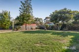 https://images.listonce.com.au/custom/160x/listings/4-woody-link-croydon-south-vic-3136/566/01979566_img_10.jpg?qLO7zVtk-nU