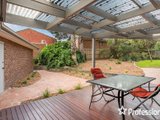 https://images.listonce.com.au/custom/160x/listings/4-wyuna-walk-mooroolbark-vic-3138/971/01524971_img_14.jpg?7nSN3Yt4ylY