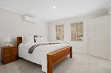 https://images.listonce.com.au/custom/160x/listings/4-yarraridge-drive-chirnside-park-vic-3116/774/01568774_img_16.jpg?F2lb94dM_D8