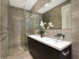 https://images.listonce.com.au/custom/160x/listings/4-yonga-road-balwyn-vic-3103/676/01683676_img_08.jpg?t4xBOZdqH1w