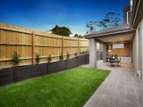 https://images.listonce.com.au/custom/160x/listings/4-yonga-road-balwyn-vic-3103/676/01683676_img_10.jpg?5O6tLLrmZa0