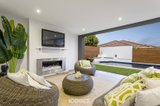 https://images.listonce.com.au/custom/160x/listings/4-york-street-strathmore-vic-3041/454/01633454_img_05.jpg?bEBSSGjgzVQ