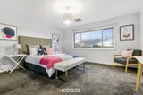 https://images.listonce.com.au/custom/160x/listings/4-york-street-strathmore-vic-3041/454/01633454_img_09.jpg?7BJMsqEHQ3o