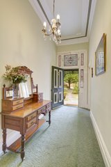 https://images.listonce.com.au/custom/160x/listings/40-albany-crescent-surrey-hills-vic-3127/838/00143838_img_08.jpg?sgz7s9ZEhDs