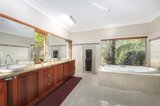 https://images.listonce.com.au/custom/160x/listings/40-alma-road-panton-hill-vic-3759/570/01133570_img_06.jpg?RAfSDVGbFYs