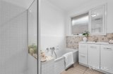 https://images.listonce.com.au/custom/160x/listings/40-atheldene-drive-glen-waverley-vic-3150/557/01814557_img_10.jpg?u4-5llHydSg