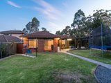 https://images.listonce.com.au/custom/160x/listings/40-azarow-circuit-croydon-south-vic-3136/128/01524128_img_18.jpg?psBvwuUeHgg