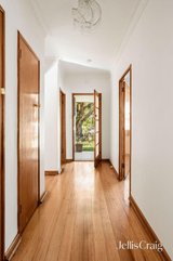 https://images.listonce.com.au/custom/160x/listings/40-bird-avenue-northcote-vic-3070/543/01988543_img_04.jpg?FbciZvBvw-k