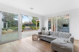 https://images.listonce.com.au/custom/160x/listings/40-birdrock-avenue-mount-martha-vic-3934/690/01462690_img_13.jpg?IpPirWCi56c