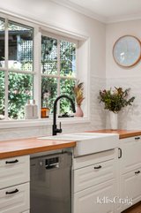 https://images.listonce.com.au/custom/160x/listings/40-browns-road-montrose-vic-3765/900/01908900_img_07.jpg?rgECc8IAZ1I
