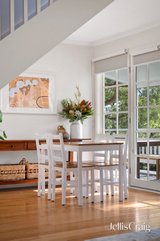 https://images.listonce.com.au/custom/160x/listings/40-browns-road-montrose-vic-3765/900/01908900_img_08.jpg?4Z3yL7_dLUU