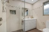 https://images.listonce.com.au/custom/160x/listings/40-canora-street-blackburn-south-vic-3130/976/01818976_img_07.jpg?yA_6gtKF7IY